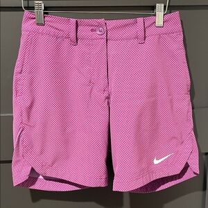 NWOT Nike Golf Tour Performance Poka Dot Patterned Women’s Athletic Shorts